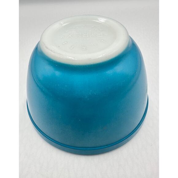 Vintage Pyrex Primary Blue 401 Nesting Mixing Bowl 1.5 pt - Picture 4 of 7